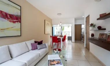 CASA A LA VENTA EN LAS FUENTES RESIDENCIAL, CANCUN, QUINTANA ROO. REMATE ADJUDICADO