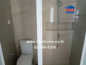 Two-story townhome, 16.1 sq.wa., Pruksa Ville 113 Tiwanon-Rangsit, alley next to Krung Siam Saint Carlos Hospital, Tiwanon Road, Mueang Pathum Thani,