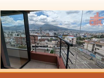 Suite de 60m² con 2 Terrazas y Vista Espectacular a La Carolina - Av Eloy Alfaro