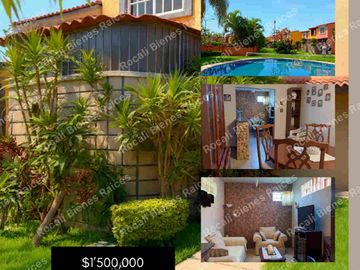 EN VENTA CASITA CON AMPLIACIÓN