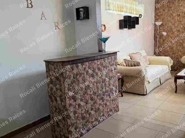 EN VENTA CASITA CON AMPLIACIÓN