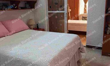 EN VENTA CASITA CON AMPLIACIÓN