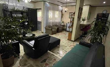 House and Lot 4 bedrooms with car garage for sale in Quezon City