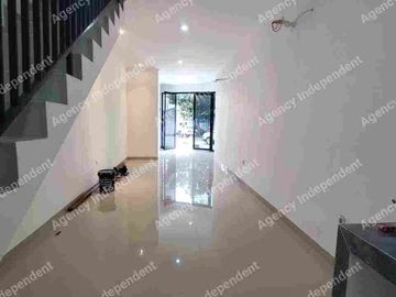 Ruko Baru 2 lantai akses mobil untuk rumah tinggal di jalan raya Kedung halang Bogor
