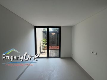Dijual Rumah Konsep Modern Minimalis di Serpong Garden Cisauk Dekat Dengan BSD