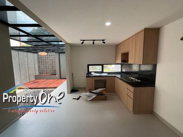 Dijual Rumah Konsep Modern Minimalis di Serpong Garden Cisauk Dekat Dengan BSD