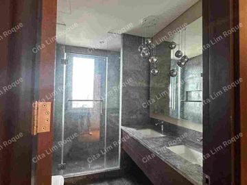 FOR SALE - 2 Bedrooms