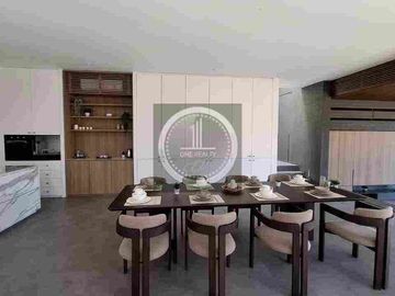 Rumah Sultan cuma di Kota Baru Parahyangan