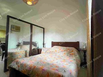 FOR SALE - Studio Unit