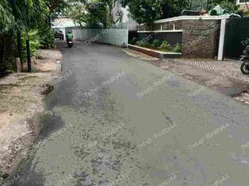 DIJUAL RUMAH MINIMALIS 2,5lantai di Cilandak Barat, Jalan 2 mobil lega