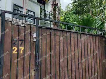 DIJUAL RUMAH MINIMALIS 2,5lantai di Cilandak Barat, Jalan 2 mobil lega
