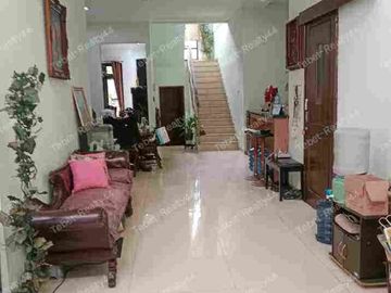 DIJUAL RUMAH MINIMALIS 2,5lantai di Cilandak Barat, Jalan 2 mobil lega