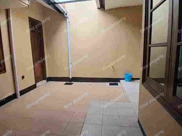Disewakan rumah di Citraland cluster depan