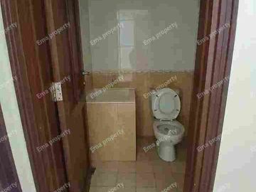Disewakan rumah di Citraland cluster depan