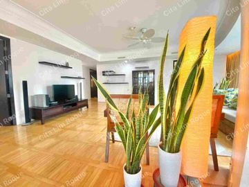 For Lease - 3Bedrooms with balcony