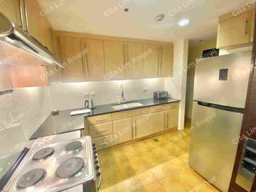 For Lease - 3Bedrooms with balcony
