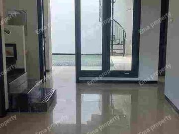 Dijual / disewakan Rumah Dukuh Kupang Timur