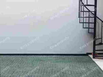 Dijual / disewakan Rumah Dukuh Kupang Timur