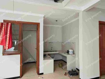 Dijual / disewakan Rumah Dukuh Kupang Timur