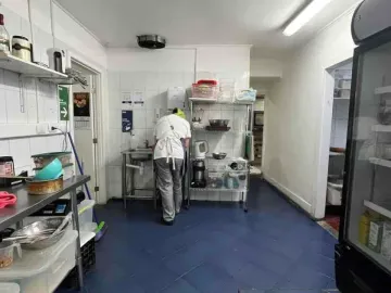 LOCAL VENTA DERECHO A LLAVES CAFETERIA/ PASTALERIA / PANADERIA  VIÑA DEL MAR UF 880.23