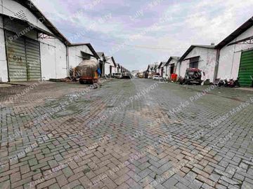Dijual Murah Gudang Angtropolis Margomulyo Surabaya Barat SHM LT 670 LB 480