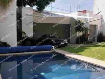 Casa moderna en venta,a una cuadra de Vista hermosa en Cuernavaca