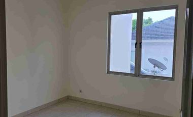 dijual rumah didaerah delatinos BSD city
