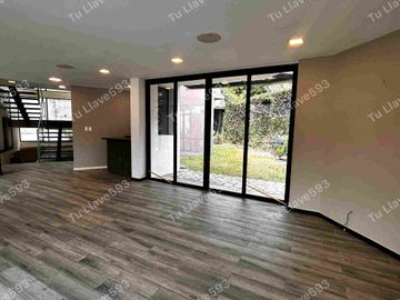 VENDO CASA DE LUJO SECTOR GUÁPULO CUATRO DORMITORIOS- INDEPENDENDIENTE
