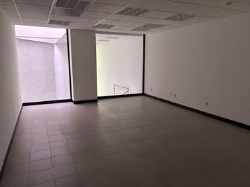 RENTA DE OFICINAS EN AV. LOMAS VERDES A $300.00 M2, NAUCALPAN DE JUAREZ, ESTADO DE MEXICO.