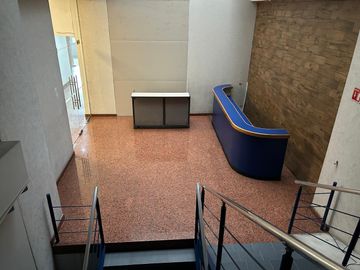 RENTA DE OFICINAS EN AV. LOMAS VERDES A $300.00 M2, NAUCALPAN DE JUAREZ, ESTADO DE MEXICO.