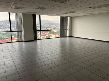 RENTA DE OFICINAS EN AV. LOMAS VERDES A $300.00 M2, NAUCALPAN DE JUAREZ, ESTADO DE MEXICO.
