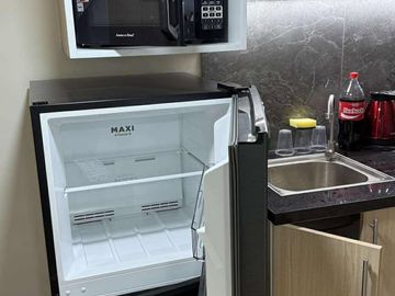 Condo Unit for Rent in  Victoria de Manila 2