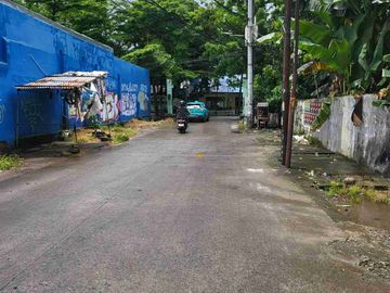 RUKO 3 LANTAI DEKAT ANDI DJEMMA