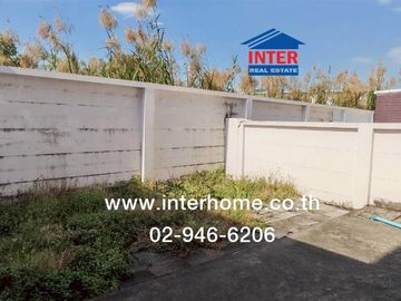 Two-story townhome, 43.5 sq.wah, Grandville Village, Pathum Thani-Sai Nai Road, Bangkok-Pathum Thani Road, Mueang Pathum Thani, Pathum Thani.