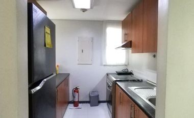 RR1478 - The Columns Ayala Avenue 2BR Fully Furnished Condo for Lease