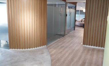 RR1478 - The Columns Ayala Avenue 2BR Fully Furnished Condo for Lease