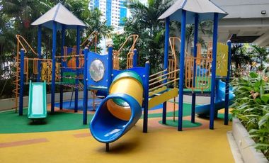RR1478 - The Columns Ayala Avenue 2BR Fully Furnished Condo for Lease