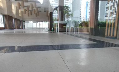 RR1478 - The Columns Ayala Avenue 2BR Fully Furnished Condo for Lease