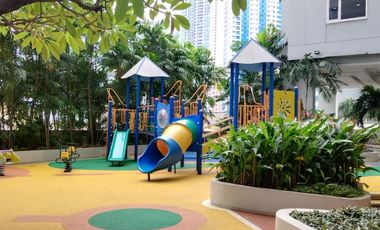 RR1478 - The Columns Ayala Avenue 2BR Fully Furnished Condo for Lease