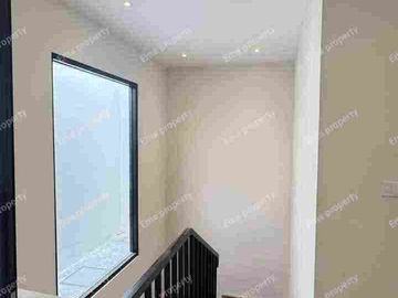 Baru gress high spec Dijual rumah di Woodland Citraland