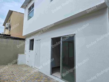 Alquiler Casa de Estreno 4 Dormitorios con baños
