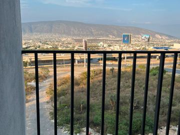 Departamento en Cumbres Magnolia en $27,000