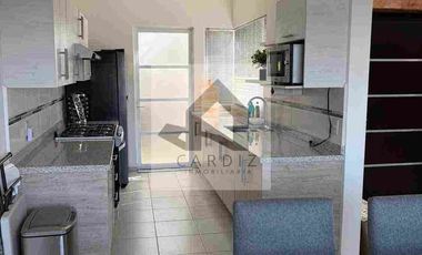 Casa sola con alberca dentro de privada