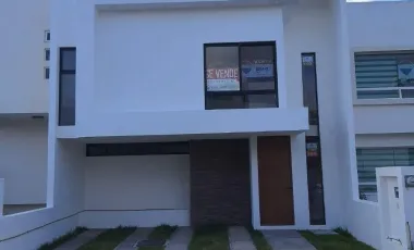 CASA EN VENTA NUEVA EN RESIDENCIA EL REFUGIO
