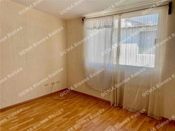 LINDA CASA EN RENTA, EN PRIVADA, EN FRACC. SAN VALENTIN, EN ZINACANTEPEC