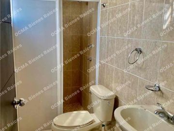 LINDA CASA EN RENTA, EN PRIVADA, EN FRACC. SAN VALENTIN, EN ZINACANTEPEC