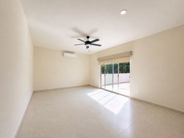SE VENDE CASA RESIDENCIAL VILLA MAGNA DE OPORTUNIDAD PARA INVERSIONISTAS CANCUN