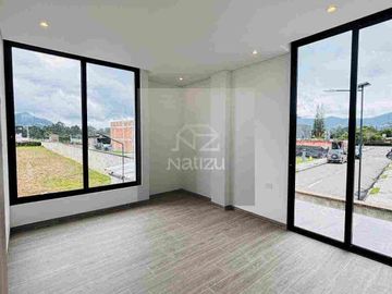 Casa Unifamiliar para estrenar en Urbanización cerrada La Ceja (Ant)