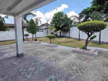 Pre-owned House with Big Lot