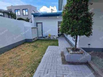 Pre-owned House with Big Lot